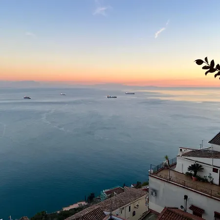 Dimora Carlo Iii Bed & Breakfast
