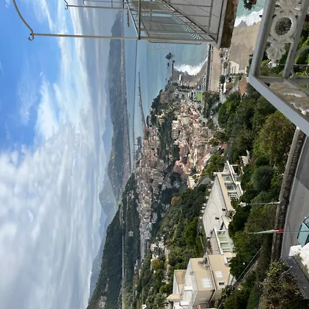 Bed & Breakfast Dimora Carlo Iii 2*