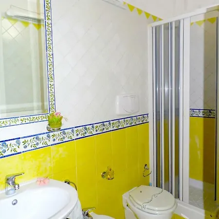 Bed & Breakfast Dimora Carlo Iii